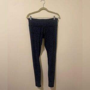 LuluLemon Black and Blue Patterned Leggings - 8